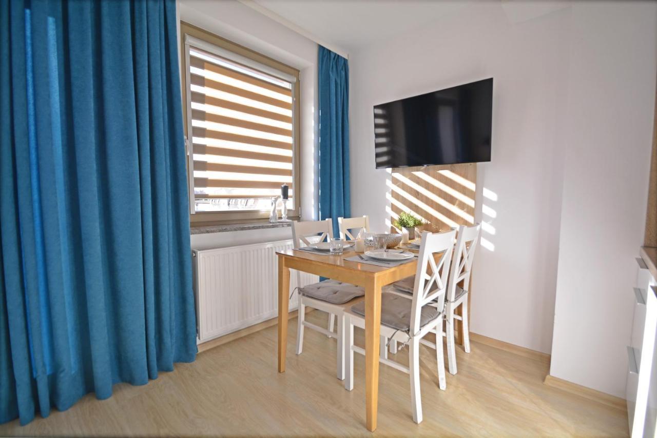 Bryza - Osiedle Kwartal Rozy Wiatrow - Centrum Apartment *